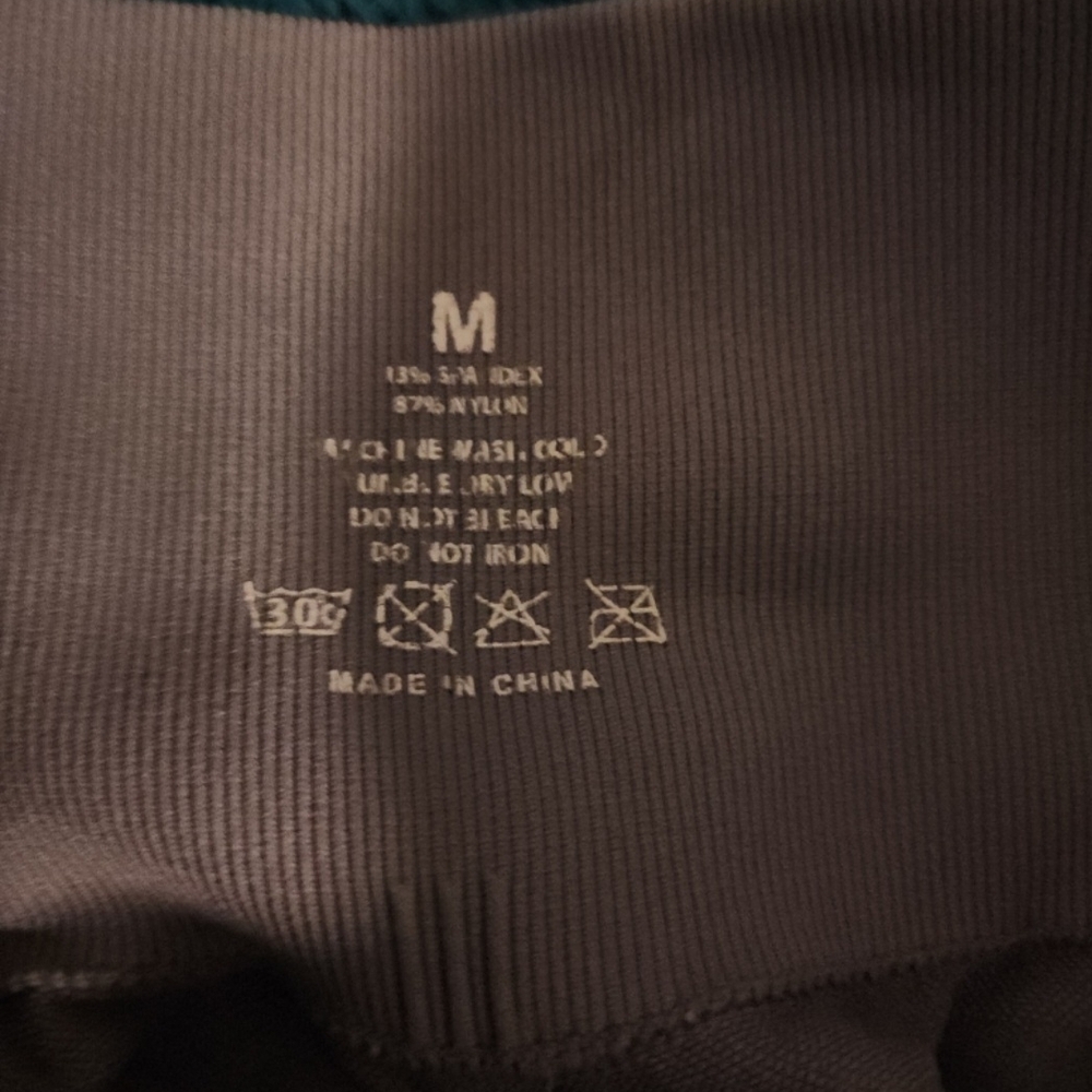 Gray Leggings - image 5